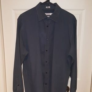 Calvin Klein Slim Fit dress shirt